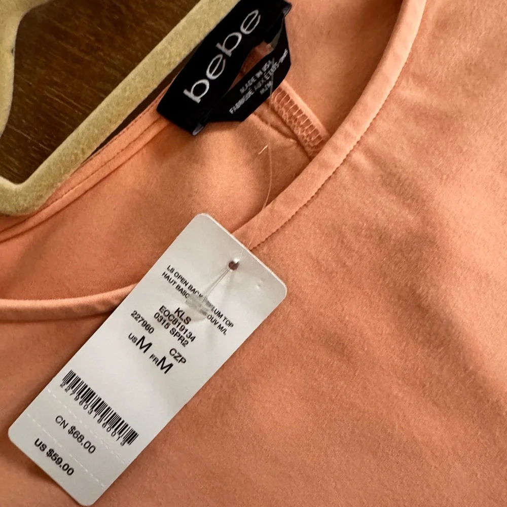 New Bebe top v back cut out size medium - Picture 2 of 3